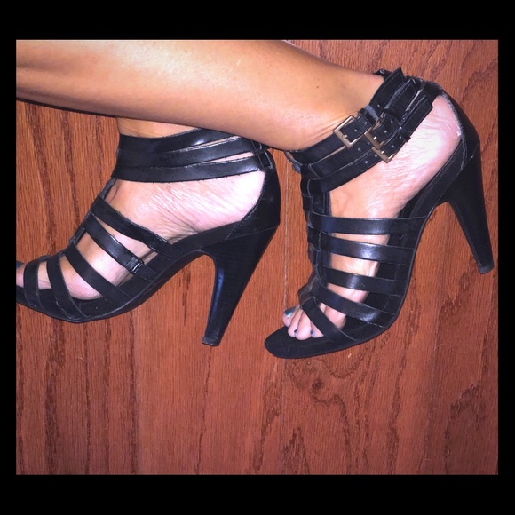 Nine West Shoes - Black Strappy Heels 👠